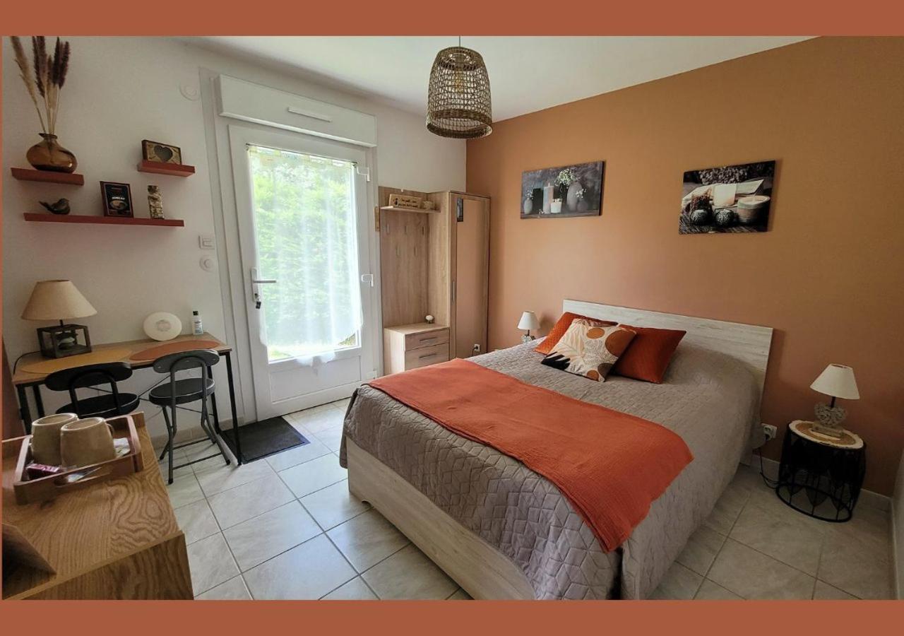 Vivre Benaise Chambre D'Hotes Chaunac エクステリア 写真